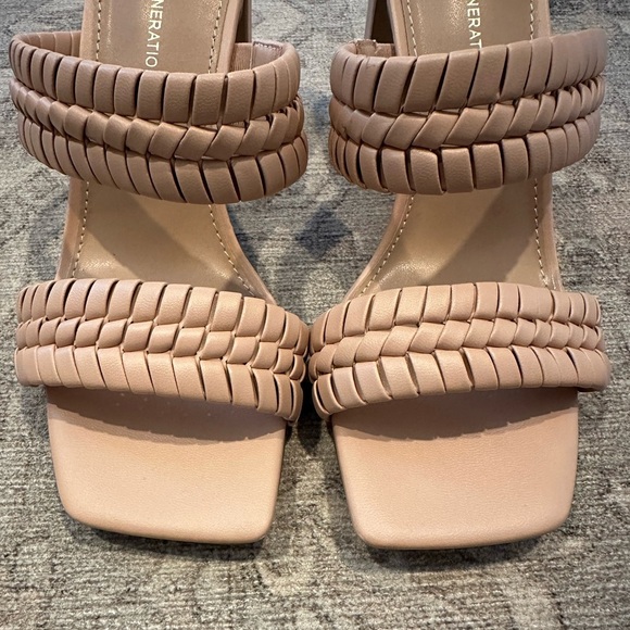 NWT BCBGeneration Braided Nude Heeled Sandals - Picture 2 of 5